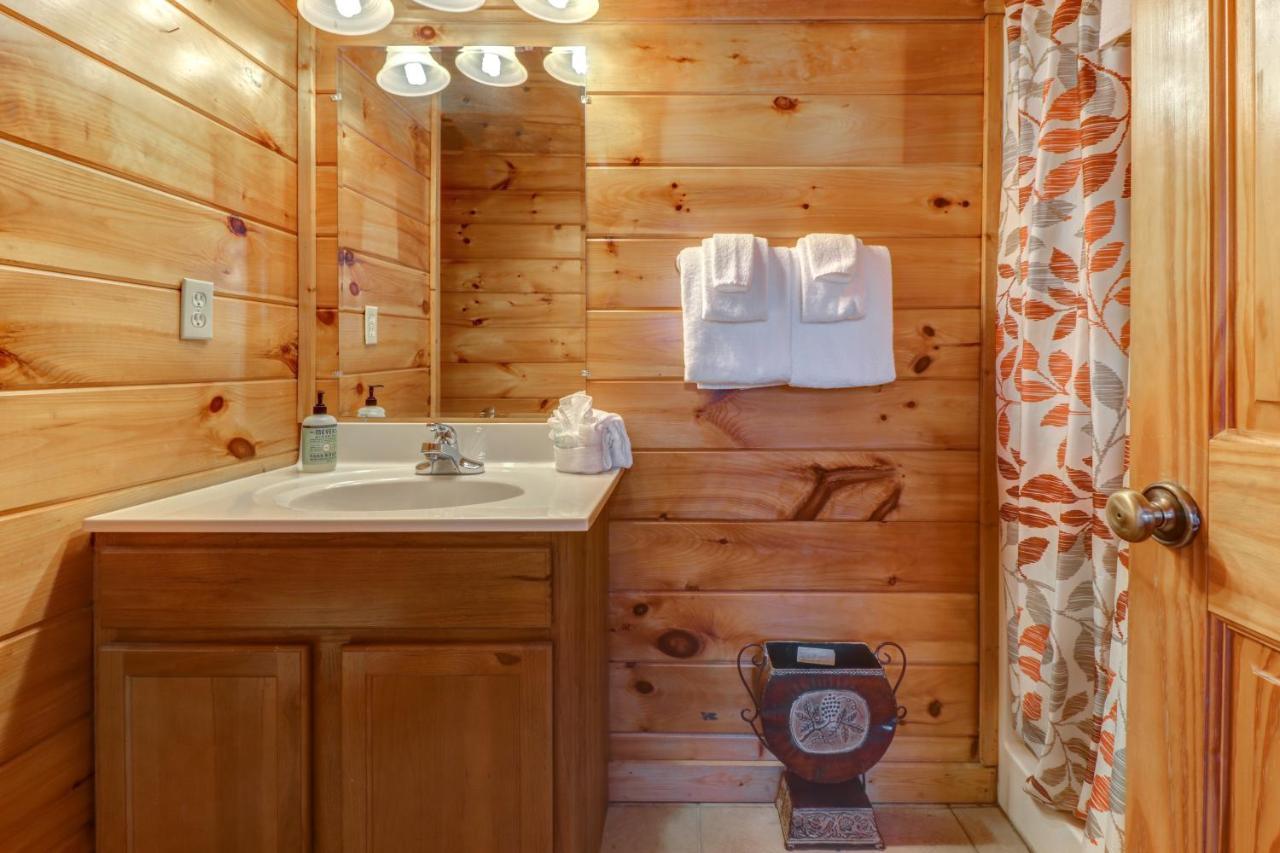 Peaceful Setting Cabin Villa Pigeon Forge Eksteriør billede