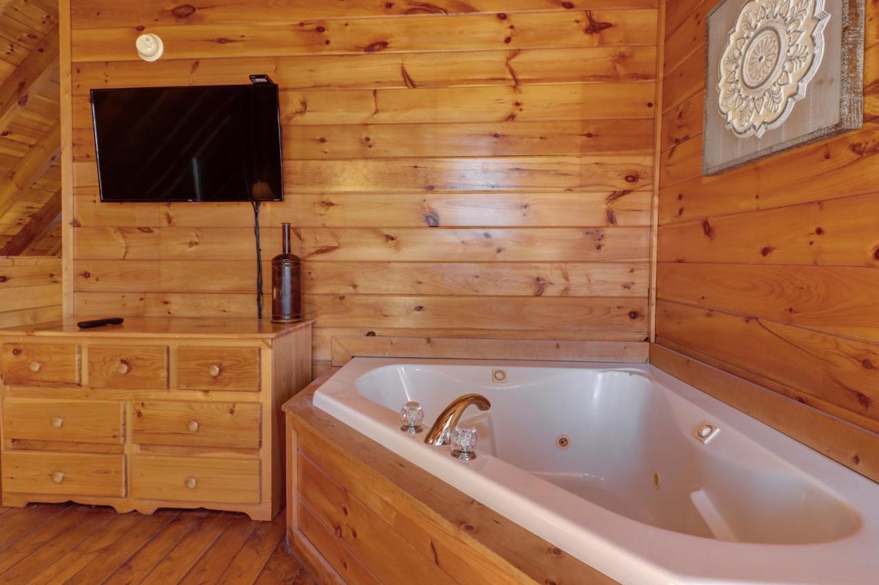 Peaceful Setting Cabin Villa Pigeon Forge Eksteriør billede