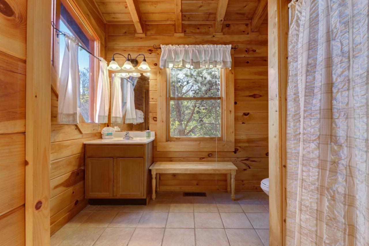 Peaceful Setting Cabin Villa Pigeon Forge Eksteriør billede